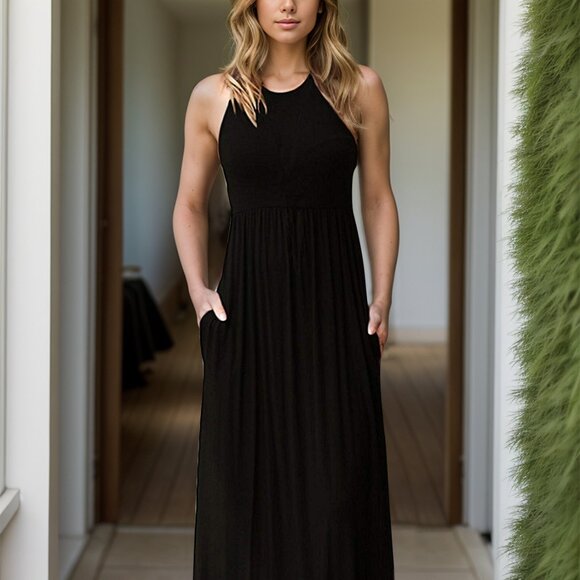 Pocketed Round Neck Sleeveless Dress - Picture 4 of 9